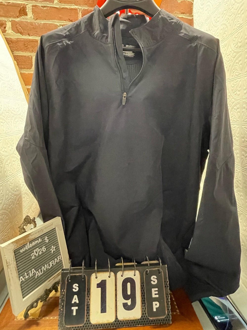 Under armor
Men jacket